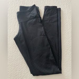 Lululemon polka dot leggings ⚫️⚪️
